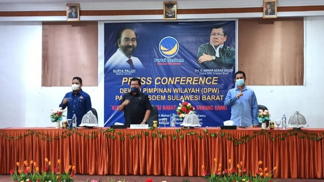 Mantan Gubernur dan Ketua Golkar Sulbar Kini Jadi Nakhoda Nasdem Sulbar